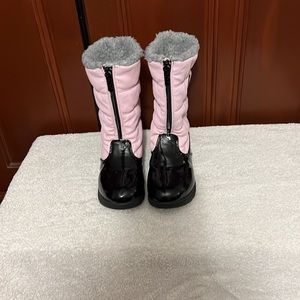 Totes Winter Snow Boots Faux Fur Zip Up Boots Size 2